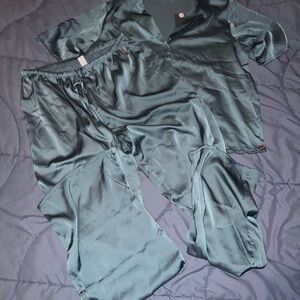 Danskin Silky Sleepwear Set